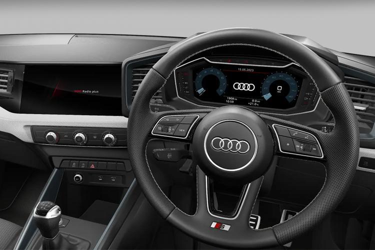 1270054 25 TFSI Black Edition 5dr
