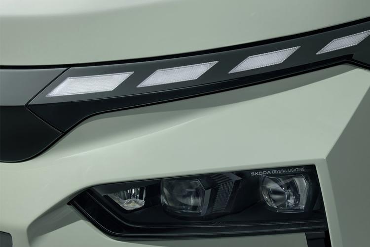 3884093 210kW 85 Edition 82 kWh 5dr Auto [Advanced]