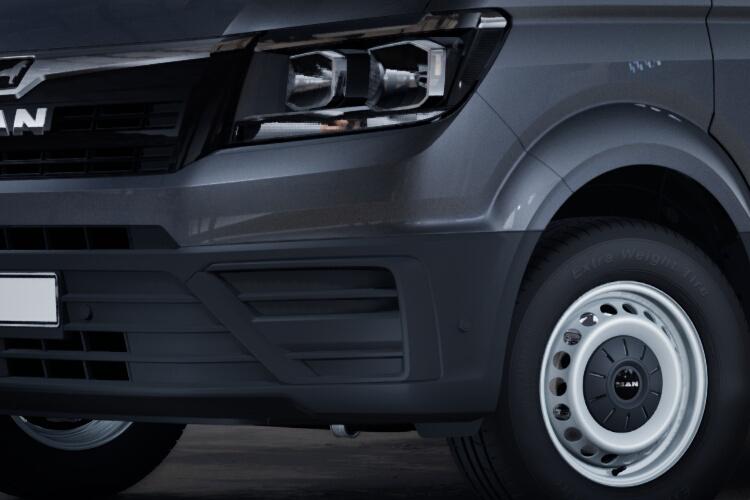 3867475 160 HD Emissions Lion XP High Roof Van At