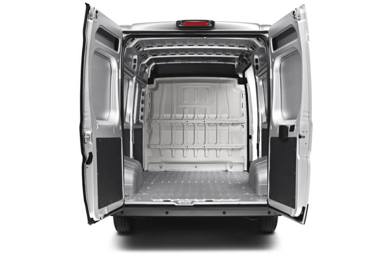3958091 2.2 BlueHDi 140 Chassis Cab Professional